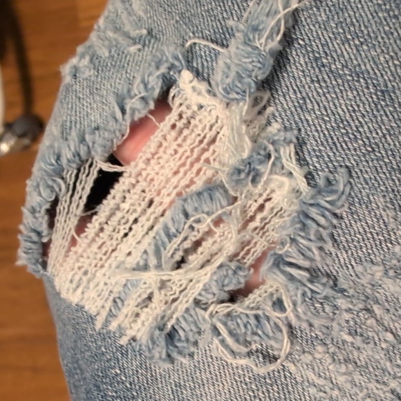 KanCan Distressed Denim Mini Skirt Size 11/29 - Picture 6 of 9